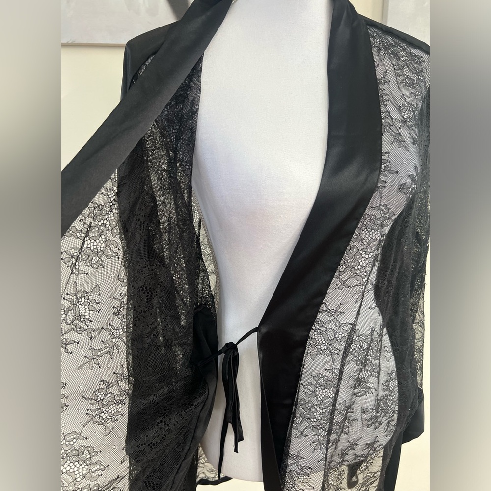 Victoria's Secret Sheer Black Lace Robe - Picture 7 of 7